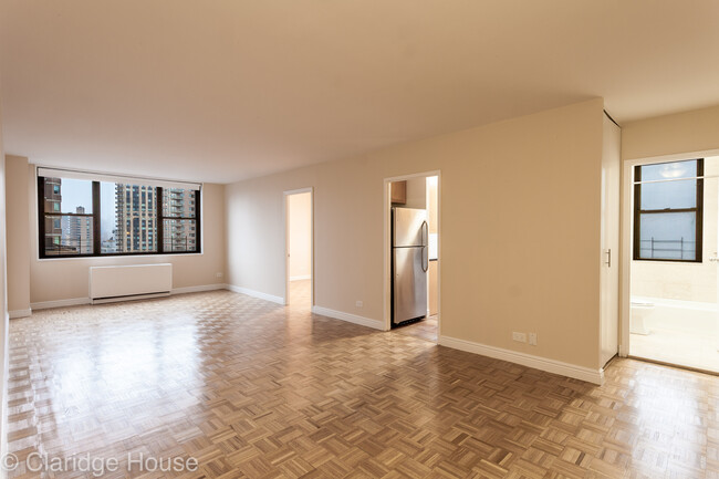 Interior Photo - Claridge House