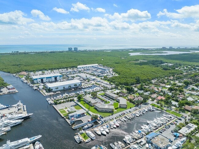 Building Photo - 311 Gulfstream Rd