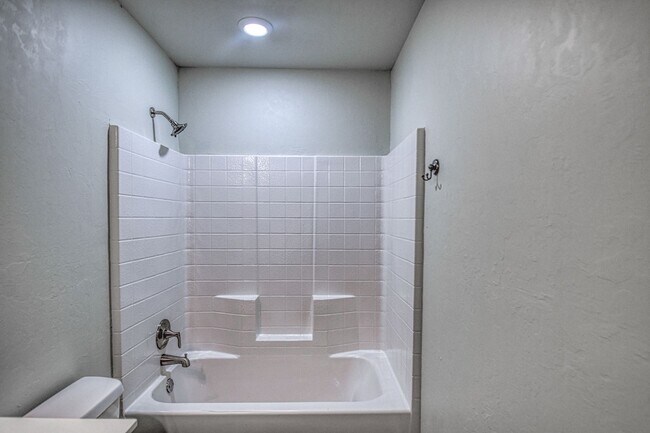 Building Photo - New Construction in Varenna Landing! Storm shelter and lawn care included!