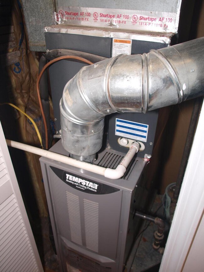 Building Photo - 1914 N 11th St