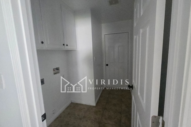 Building Photo - 5020 Trabuco Canyon Dr