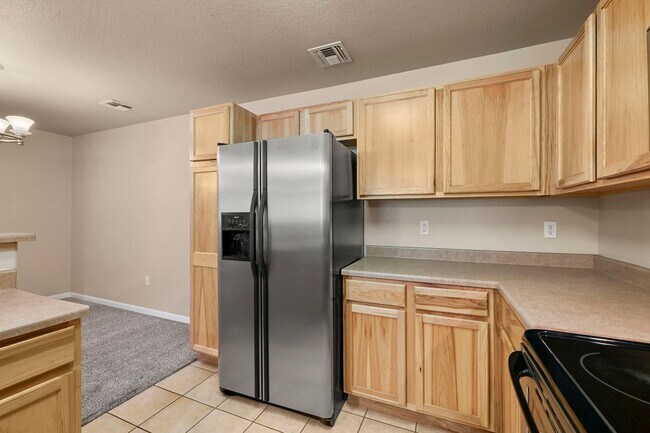 Building Photo - Spacious Top-Floor Condo in Las Casas at Broadmoor Bluffs | 2 Bed / 2 Bath + Garage, Very close t...