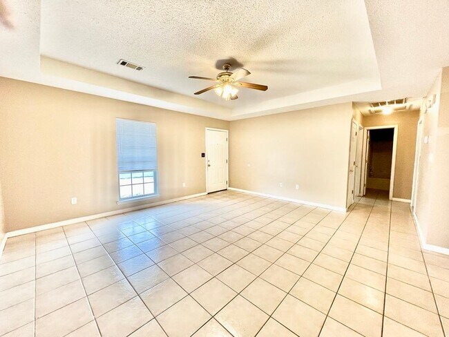 Building Photo - 12399 Jackson Dr