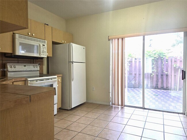 Building Photo - 209 NW 109th Ave