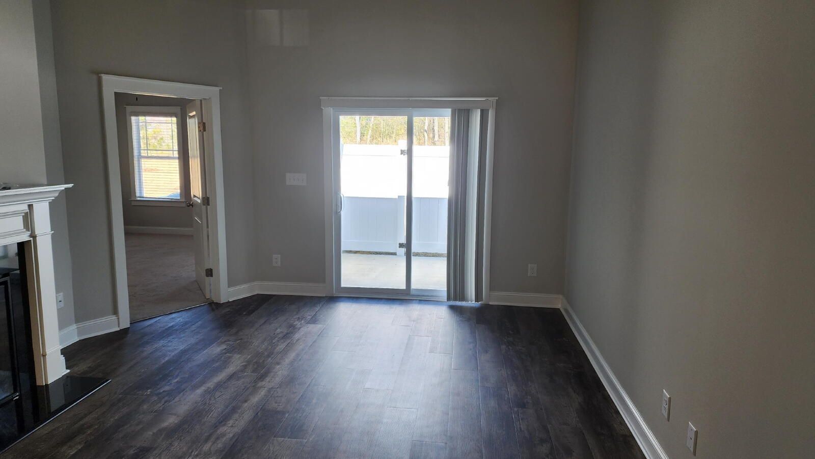 Building Photo - 1815 Fox Den Way
