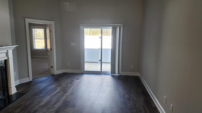 Building Photo - 1815 Fox Den Way