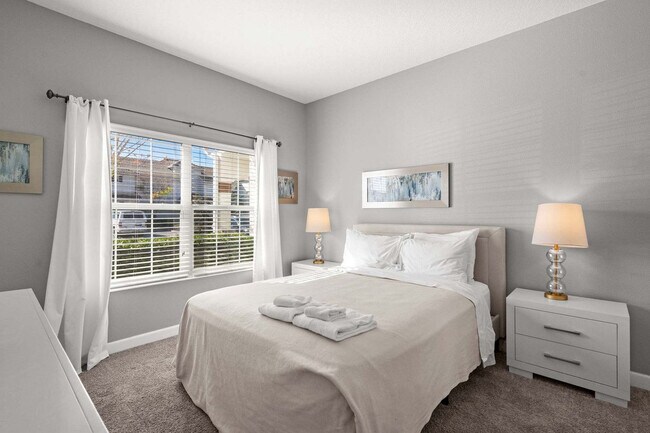 Building Photo - 8977 Stinger Dr