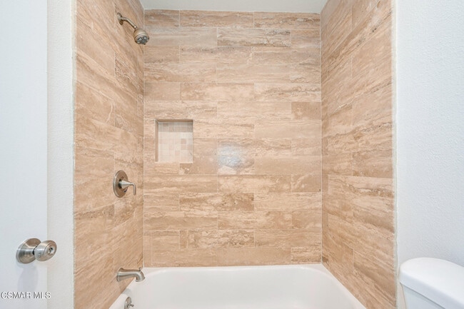 Building Photo - 1372 Ramona Dr