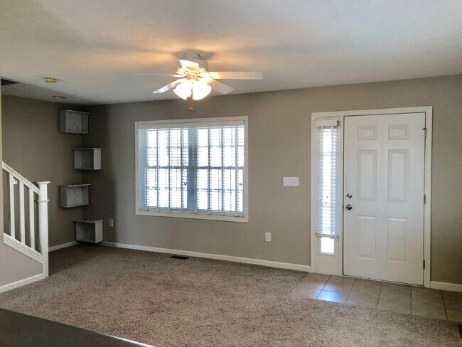 Building Photo - 2 Bdrm Avail July 2026;  $1,800 monthly