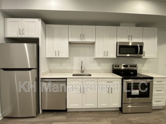 Primary Photo - 976 N 45th St