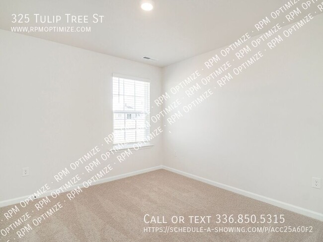 Building Photo - 325 Tulip tree St