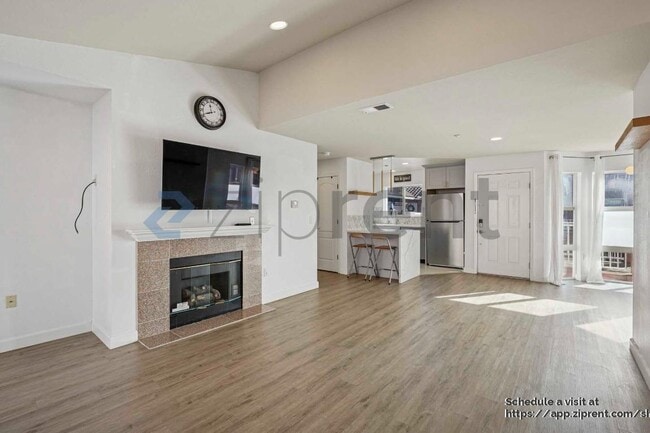 Building Photo - 3865 Carter Dr