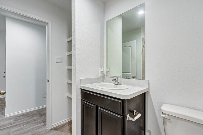 Building Photo - 14220 Dream Rd