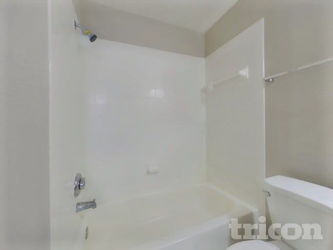 Building Photo - 3126 Kelling St