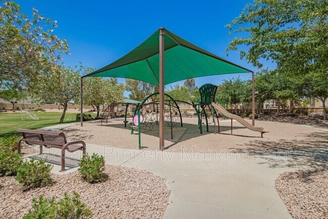 Building Photo - 35565 N Bandolier Dr