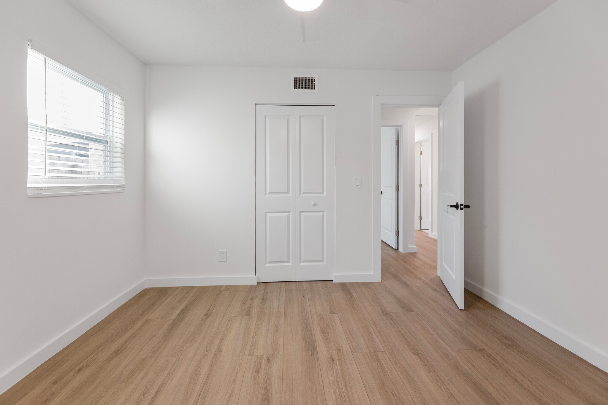 Bedroom 2 - View 3 - 6602 S Mascotte St