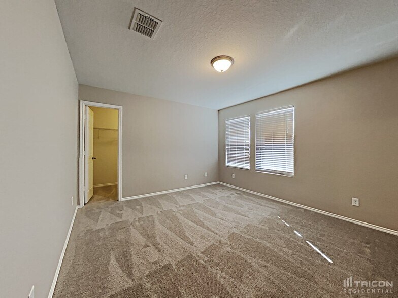 Building Photo - 10907 Soogan Trail