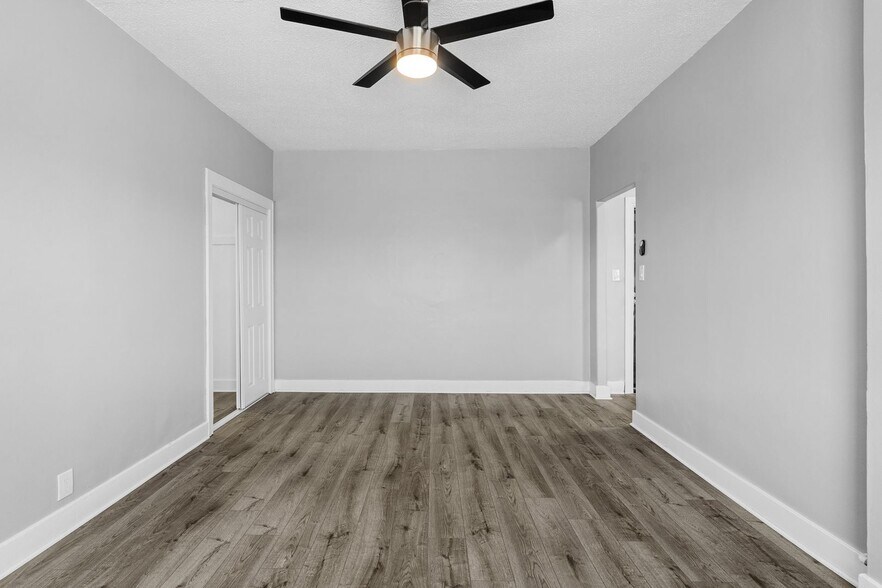 Building Photo - 1424 Chestnut Ave