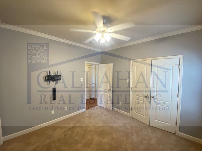 Building Photo - Sherwood Stone Hill 5 Bedroom Home