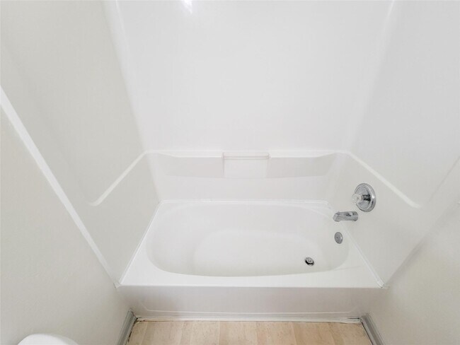 Building Photo - 19022 Yellow Thrush Dr