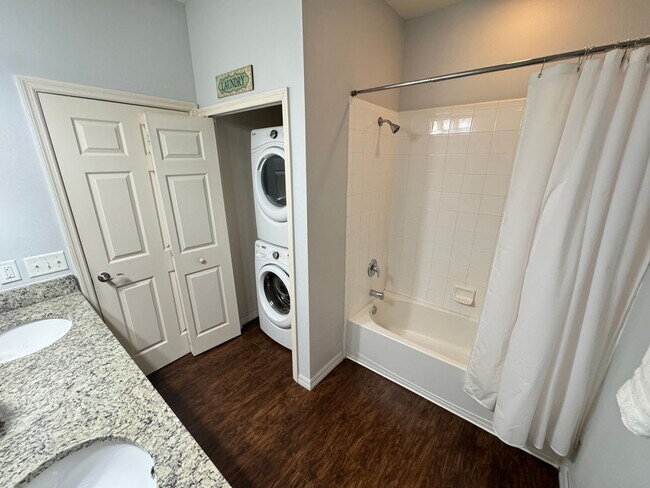 Building Photo - Exceptional Townhome in West Lucaya Village — Minutes from Walt Disney World