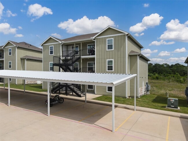 Building Photo - 278 Plez Morgan