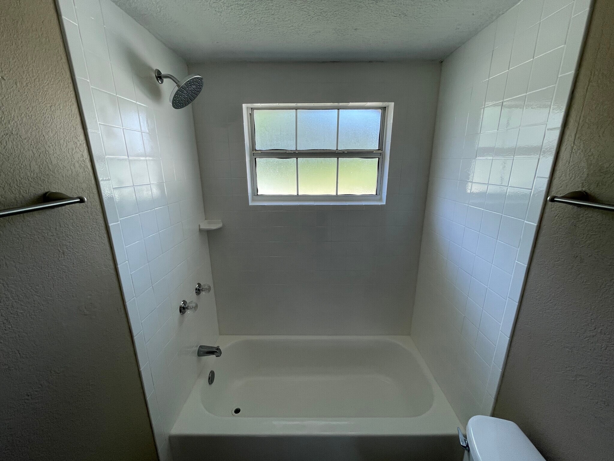 Building Photo - 1205 W Pierce St