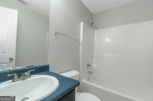 Building Photo - 10806 Misty Meadows Ct