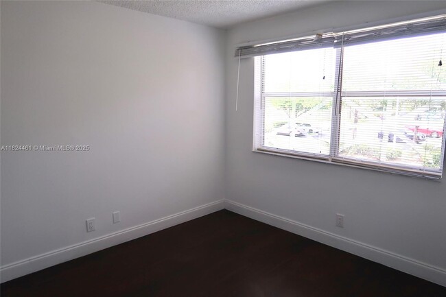 Building Photo - 8801 Wiles Rd