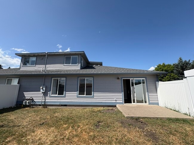 Building Photo - 20 Ruder View Ct