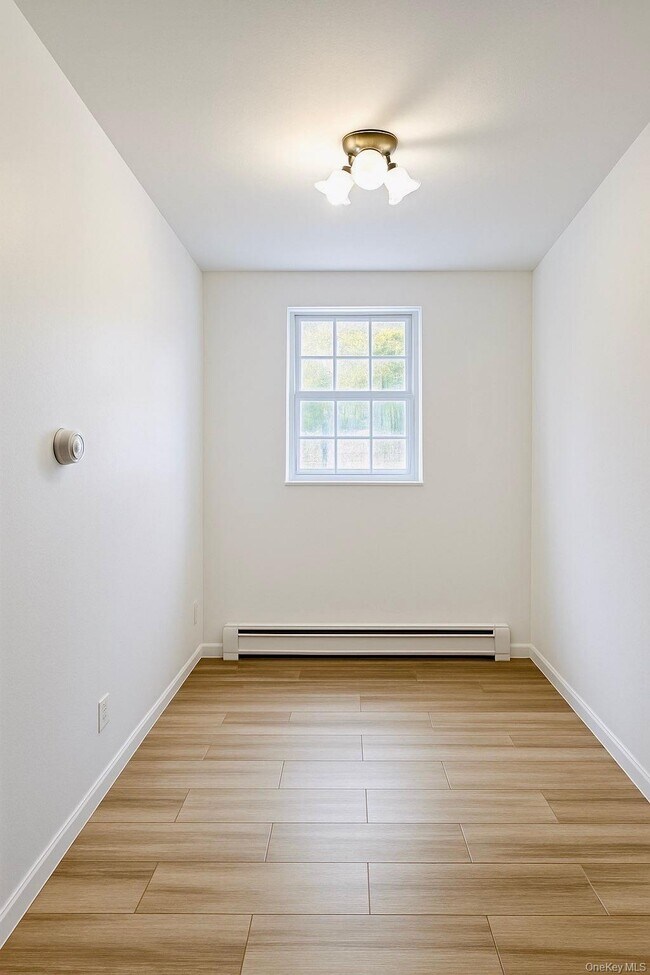 Building Photo - 18 Penny Ln