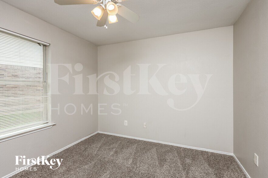 Building Photo - 1409 Marena Moore Way