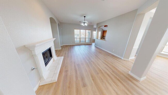 Building Photo - 20717 Bellerive Dr