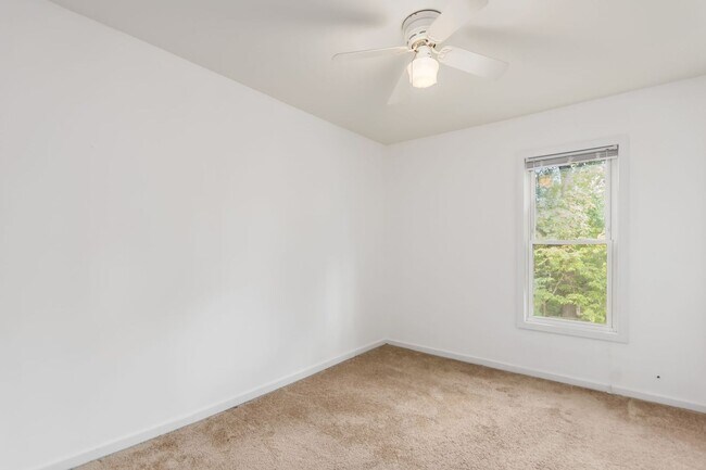 Building Photo - Perfect home in the heart of a great commu...