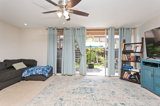 Building Photo - Partly Furnished 3-bedroom, 2.5 bath condo...