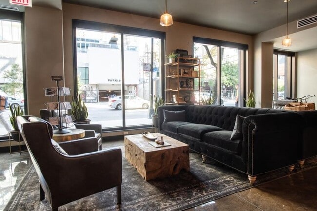 Primary Photo - 1 bedroom in Chicago IL 60654