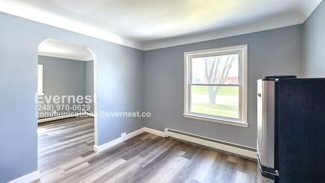 Building Photo - 2-Bedroom, 1-Bath Home in a Convenient Loc...