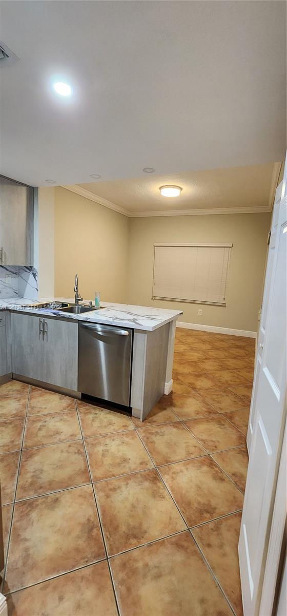 Building Photo - 8551 NW 141st Terrace