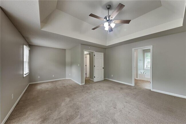 Building Photo - 360 Warrenton Dr