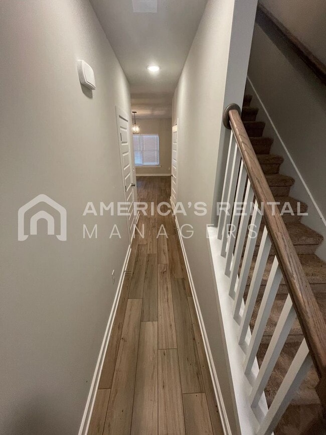 Building Photo - Home for Rent in Weaver, AL!!! Available to View Now!!!