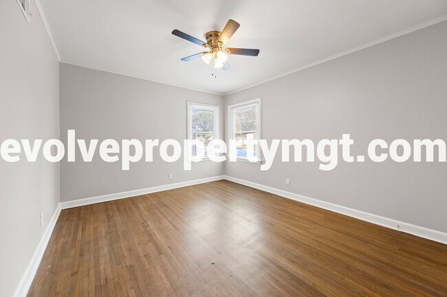 Building Photo - Charming Newly Renovated Home in East Memp...