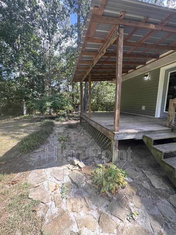 Building Photo - 255 Bailey Chapel Rd
