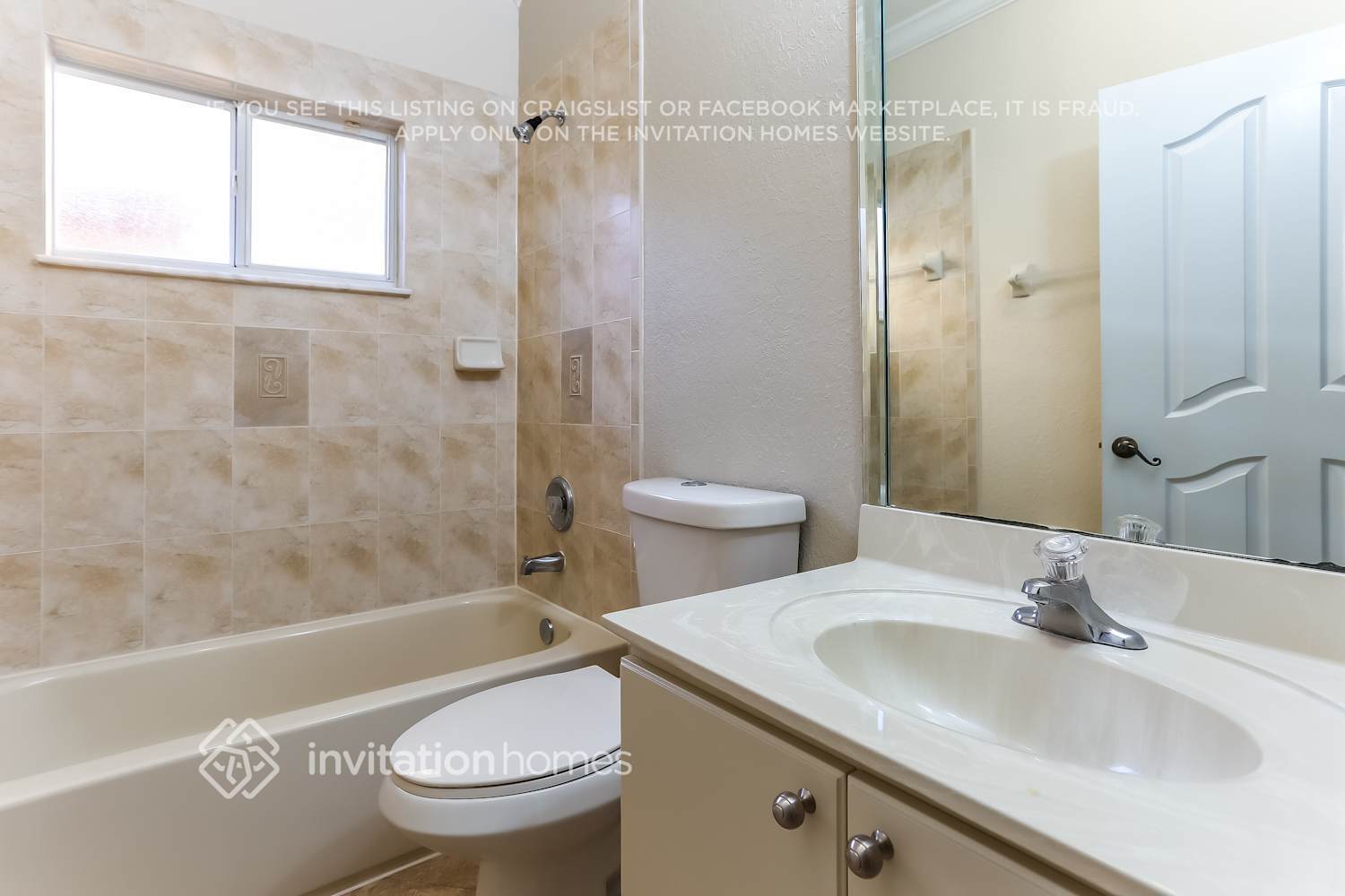 Building Photo - 4601 SW 164th Ct