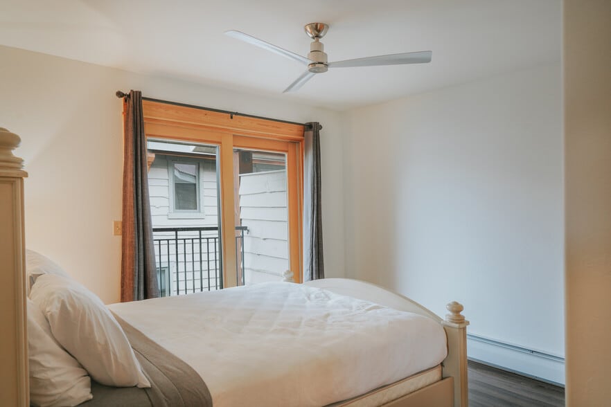 Building Photo - 20 Limber Pine Pl