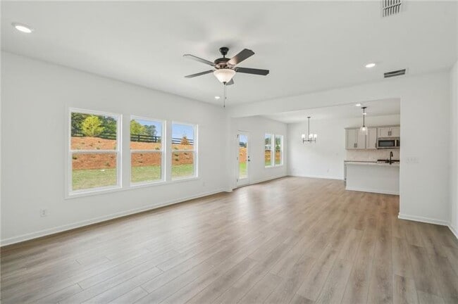 Building Photo - 522 Silverleaf Trl