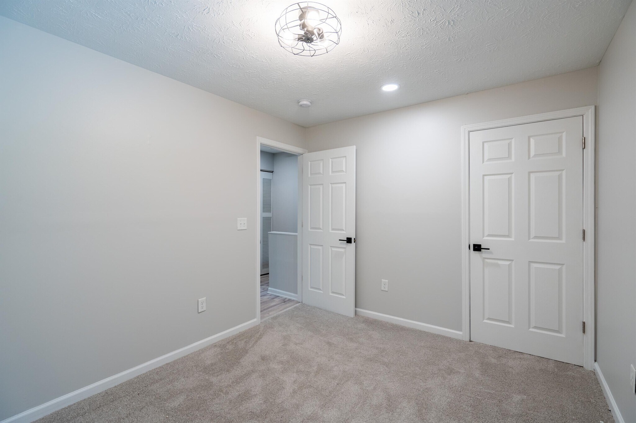 Building Photo - 1364 S Talbott St