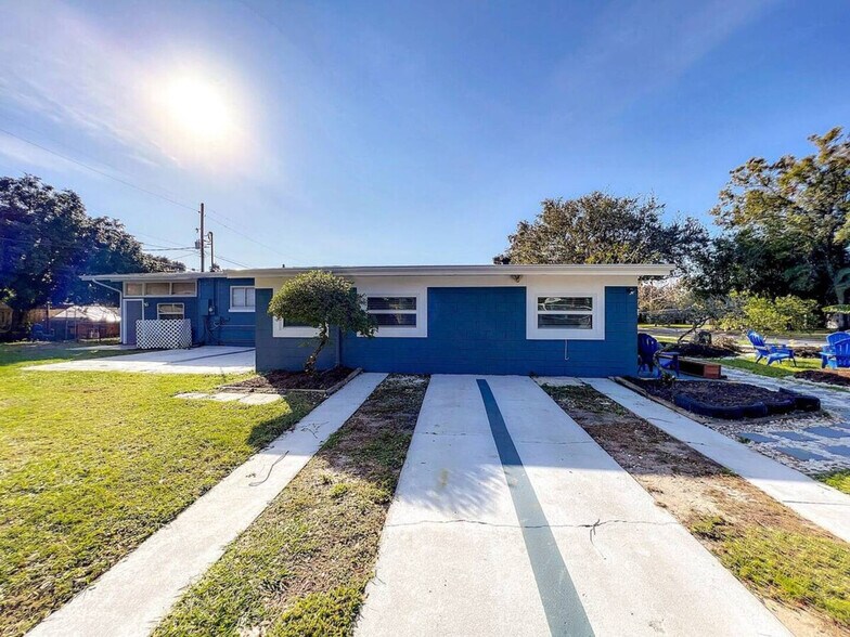 Building Photo - 1229 Berwyn Rd