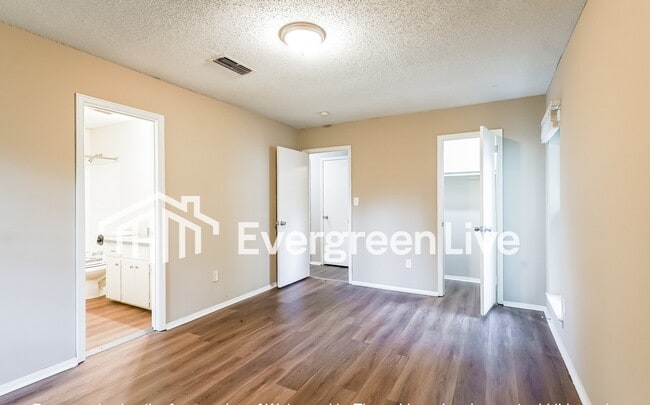 Building Photo - 3216 Capwood Curve