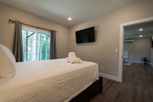 Building Photo - 2328 Greater Druid Hills Blvd