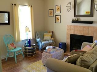 Building Photo - Old 242